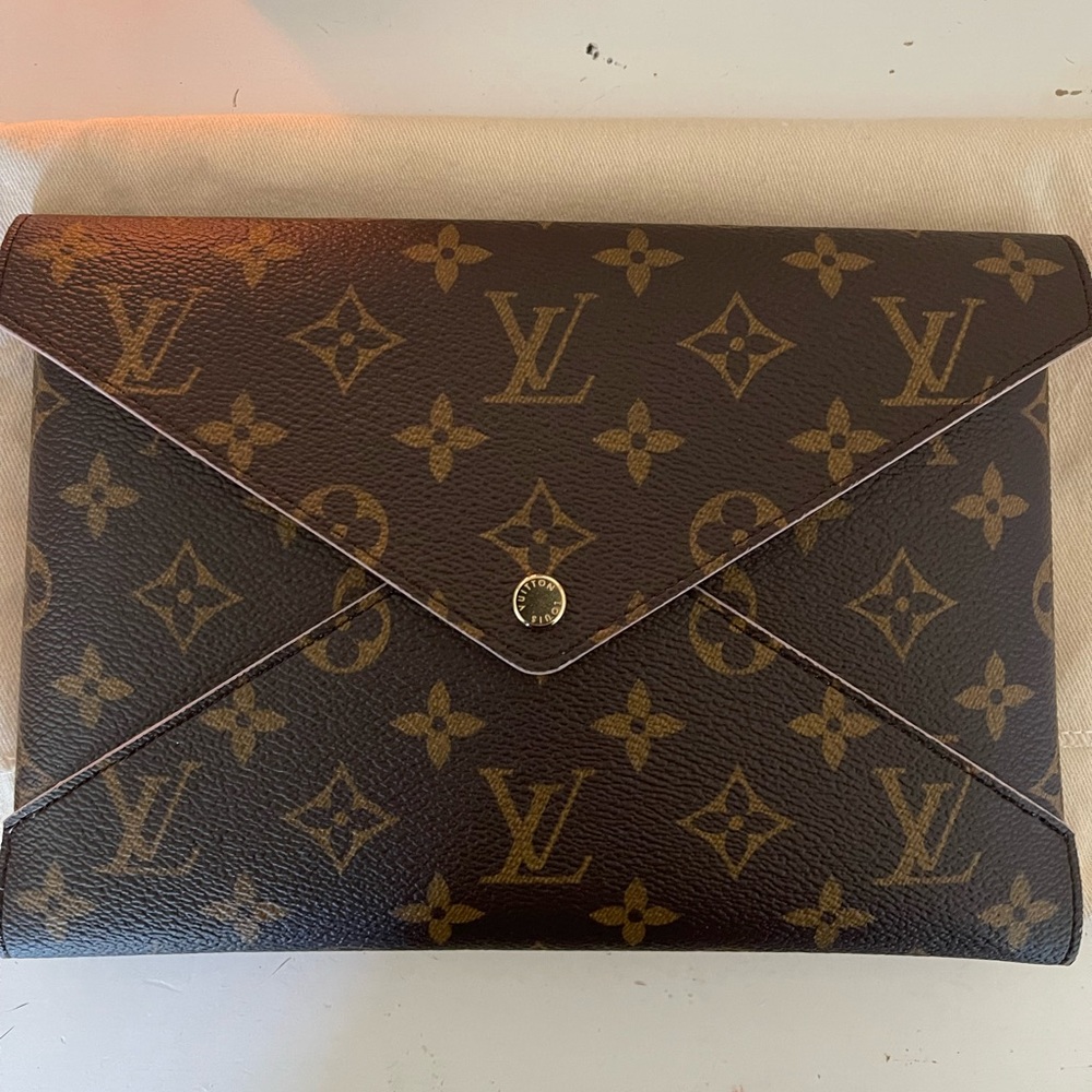 Authentic Louis Vuitton KIRIGAMI POCHETTE